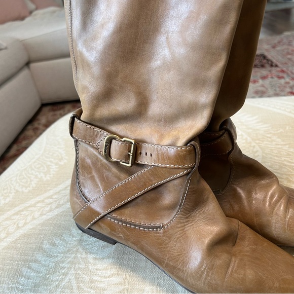 Chloe tan leather Riding boots cross buckle - Picture 3 of 9